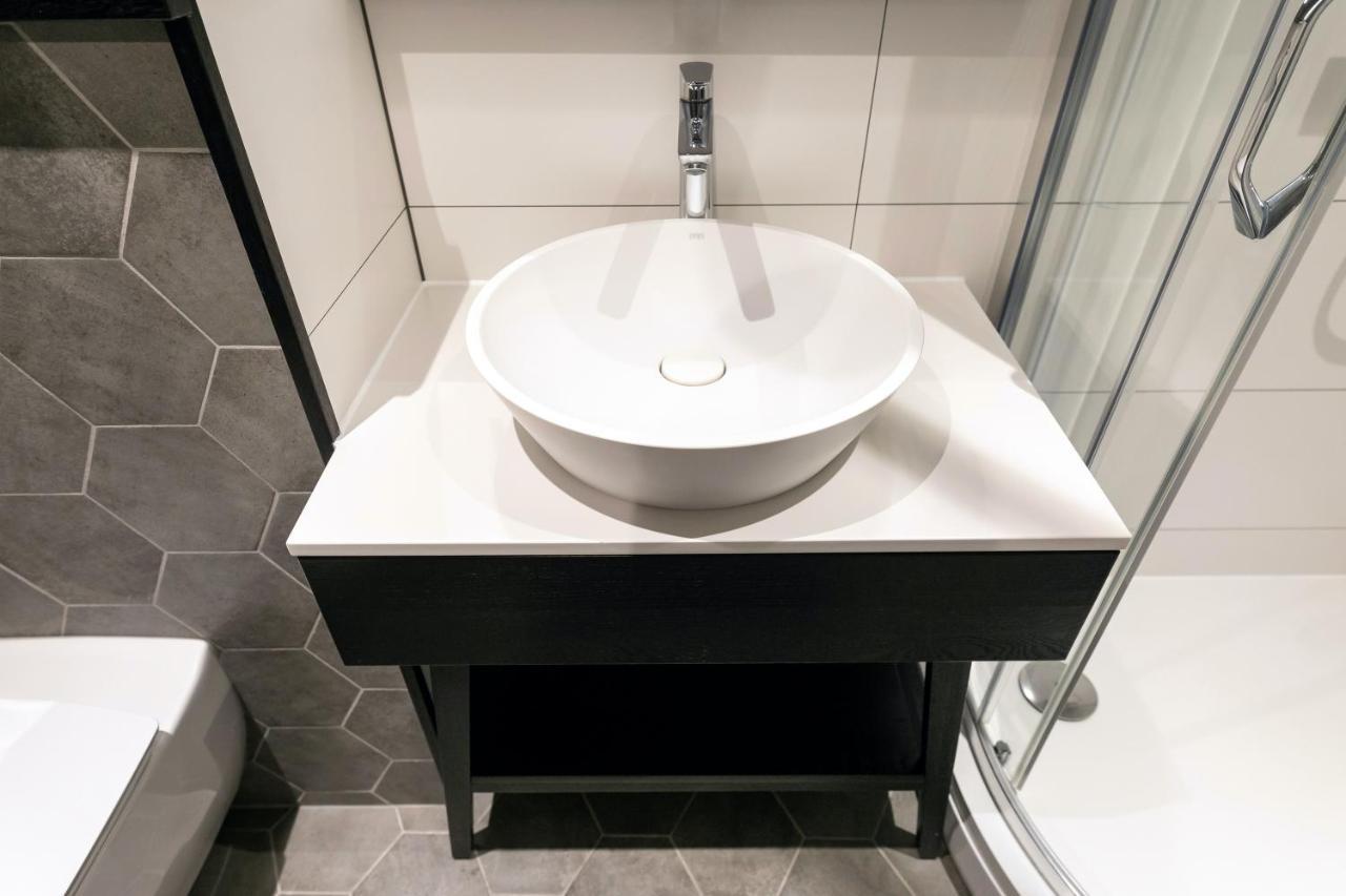 Brand New, Family-Friendly With A Great Location - Moon Apartment Ventspils Eksteriør billede